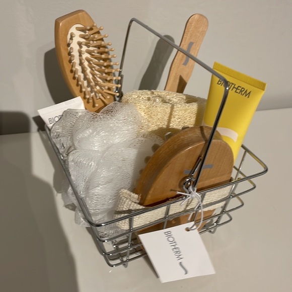 BNIB Biotherm Spa Therapy Metal Carry Basket Set - Picture 5 of 8